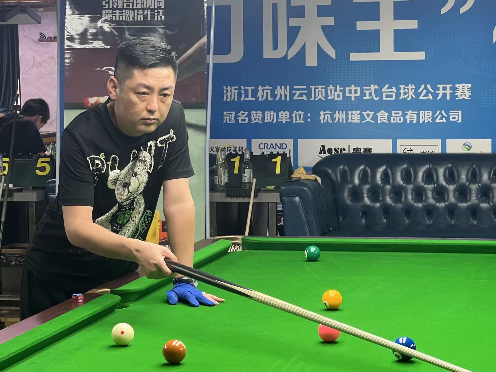 还是面对内 还是面对内